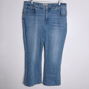 Madewell‎ Curvy Kick Out Crop Jean In Mather Wash Blue NN425 Size 33